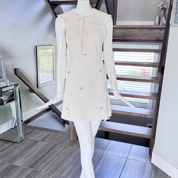 New 🖤 Chic Black and White Mini Dress with Lace Collar - Picture 17 of 17